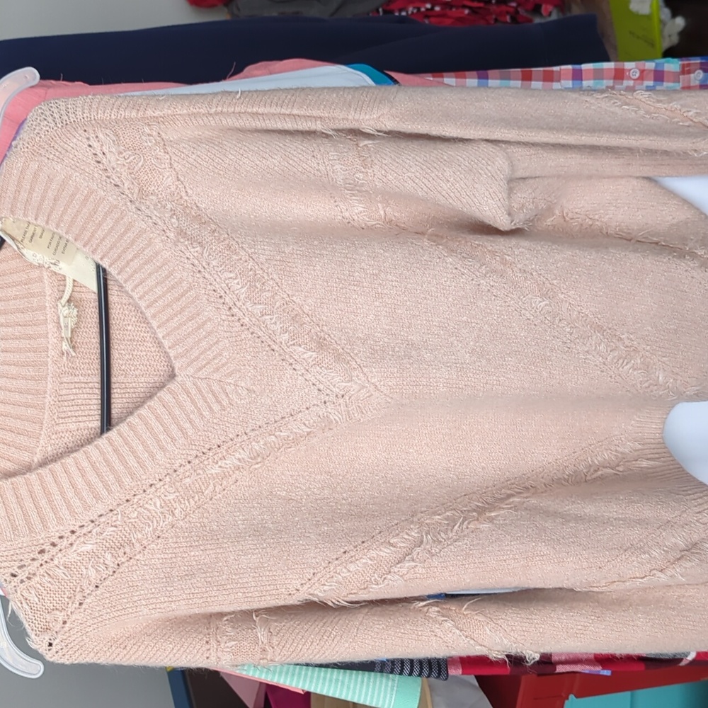 Hem and thread brand new aweater